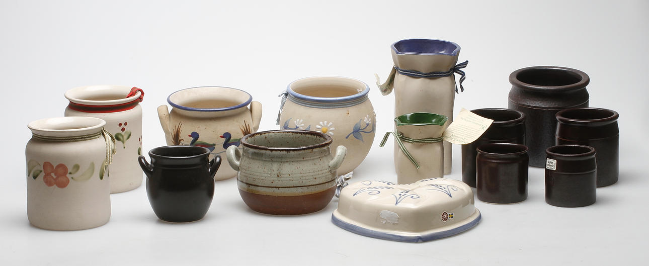 KERAMIK, 14 delar, Gabriel samt Höganäs, 1900-tal.