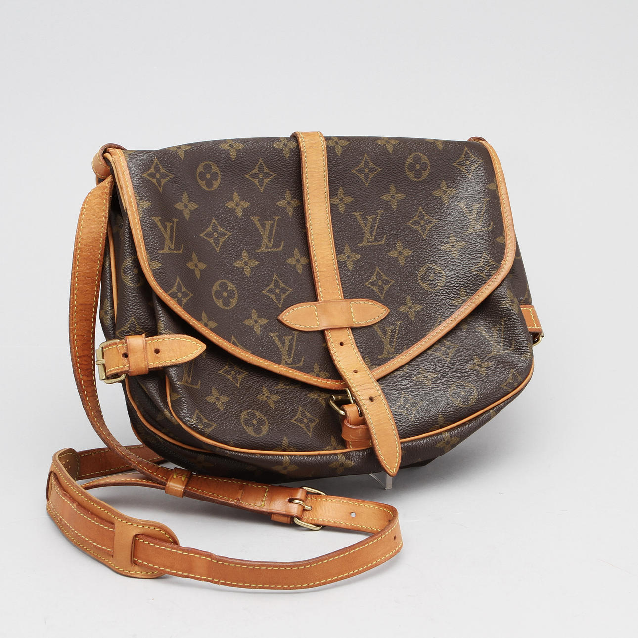 DAMVÄSKA, "Saumur", Louis Vuitton, Frankrike.