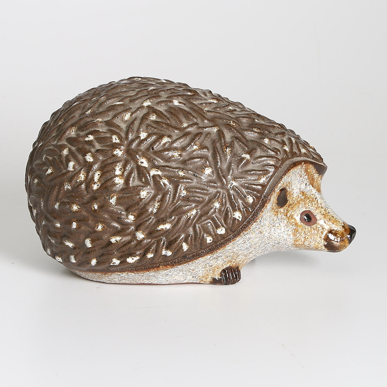 FIGURE, earthenware, "Hedgehog", Thomas Hellström, Nittsjö. 1900s.