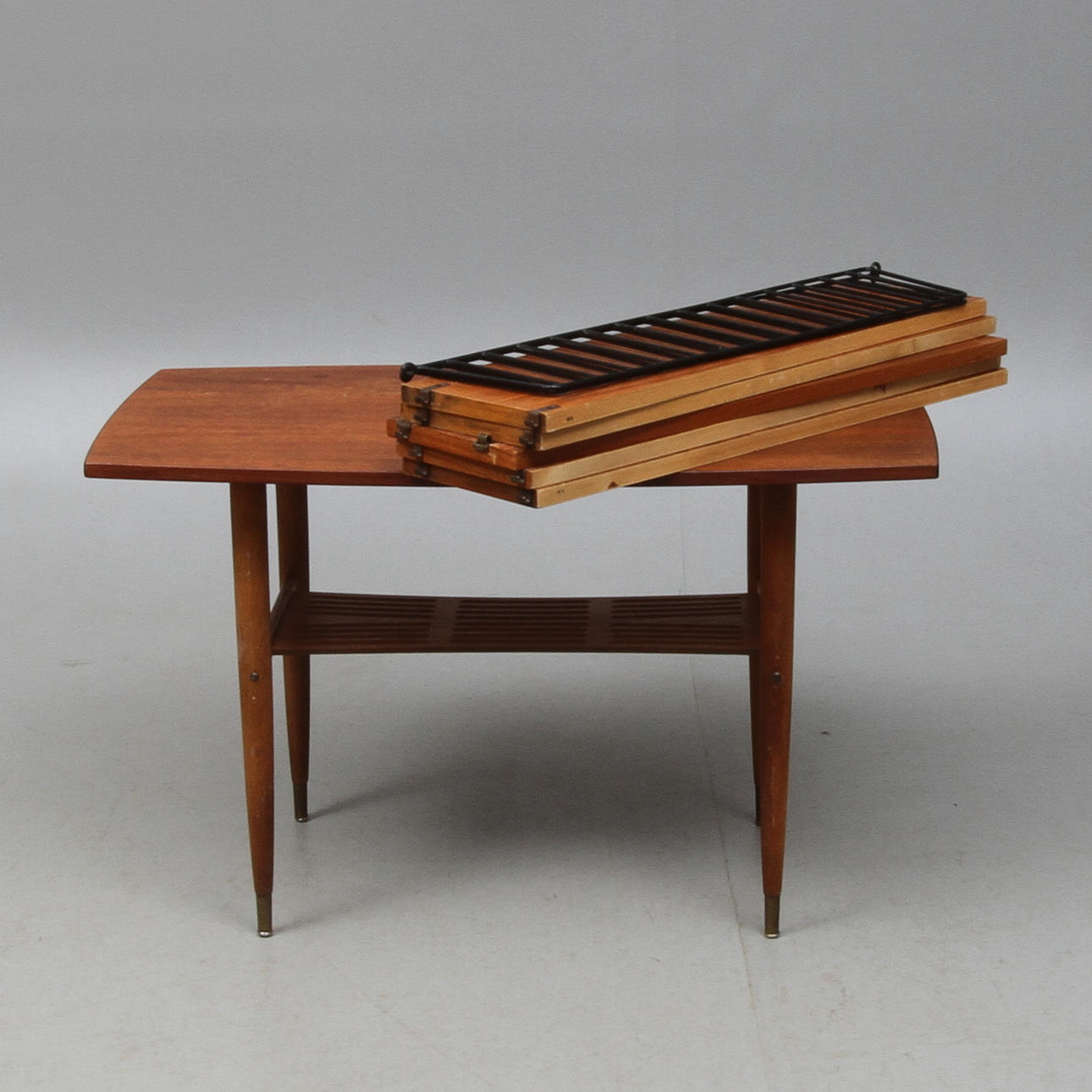 STRINGHYLLA och SOFFBORD, 1950/60-tal.