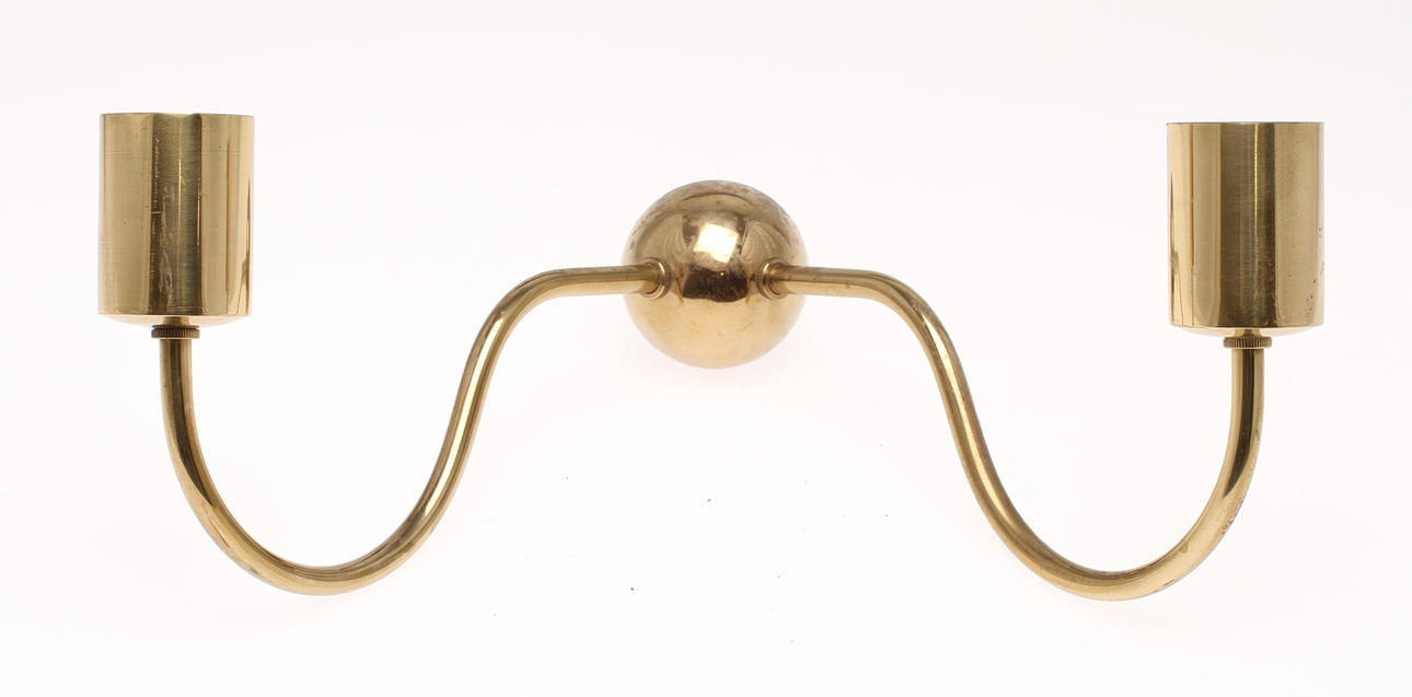 VÄGGLAMPA, 2 ljusarmar, mässing, Josef Frank, Svenskt Tenn.