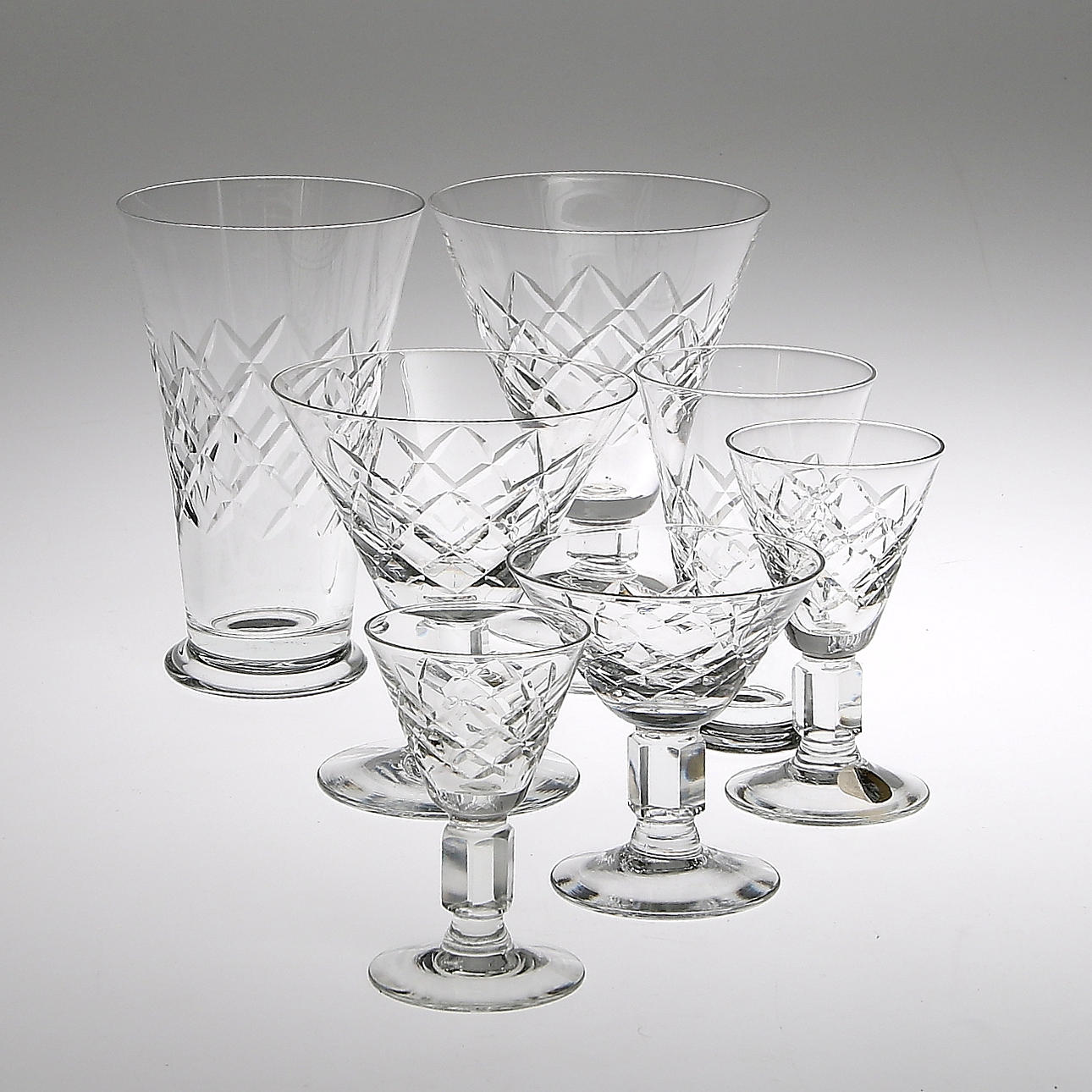 GLASSERVIS, 85 st, Lenhovda. 1900-tal.