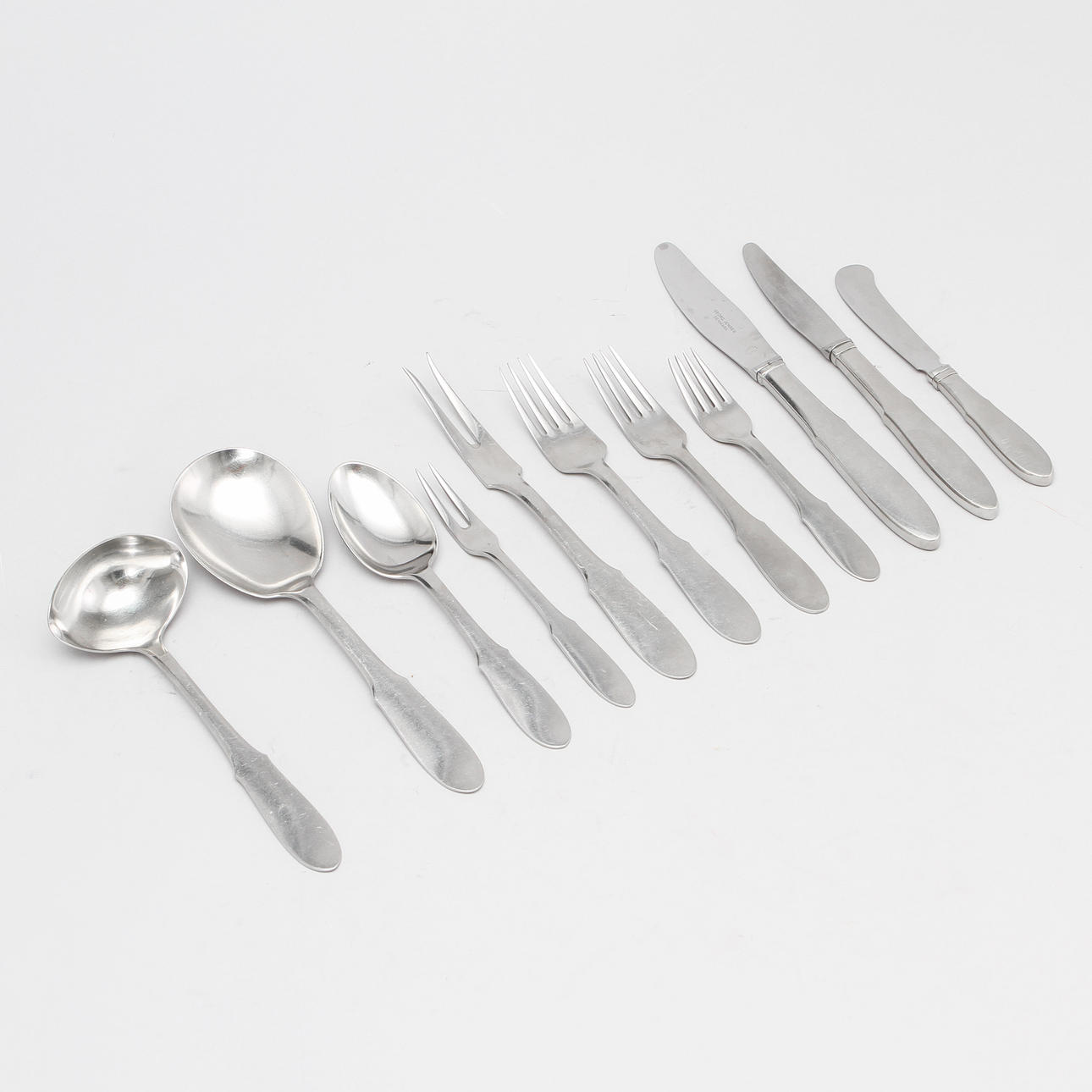 BESTICKUPPSÄTTNING "MITRA", 39 delar, rostfritt stål. Gundorph Albertus för Georg Jensen, Köpenhamn.