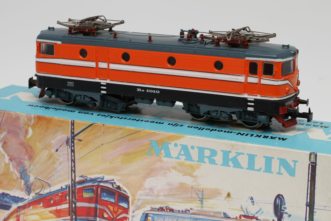 MÄRKLIN H0 RC-loket 3043 i originalkartong.