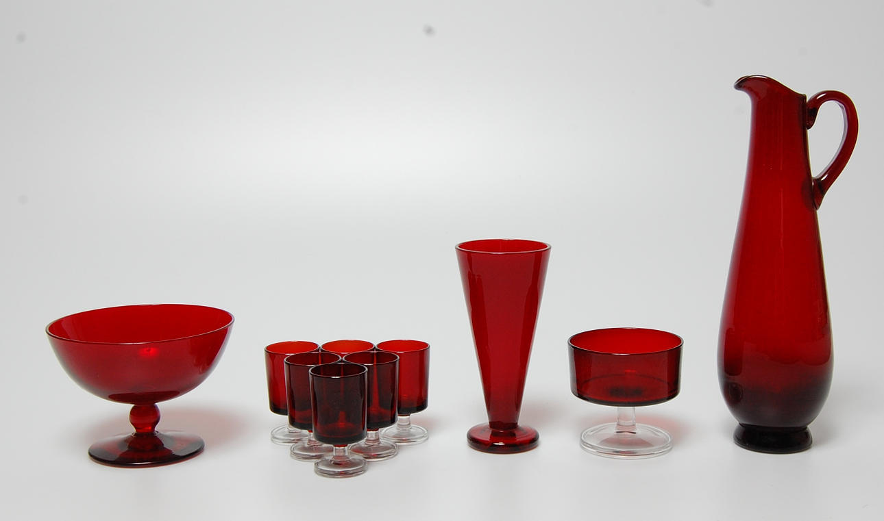 GLAS, 10 delar, bland annat Reijmyre.