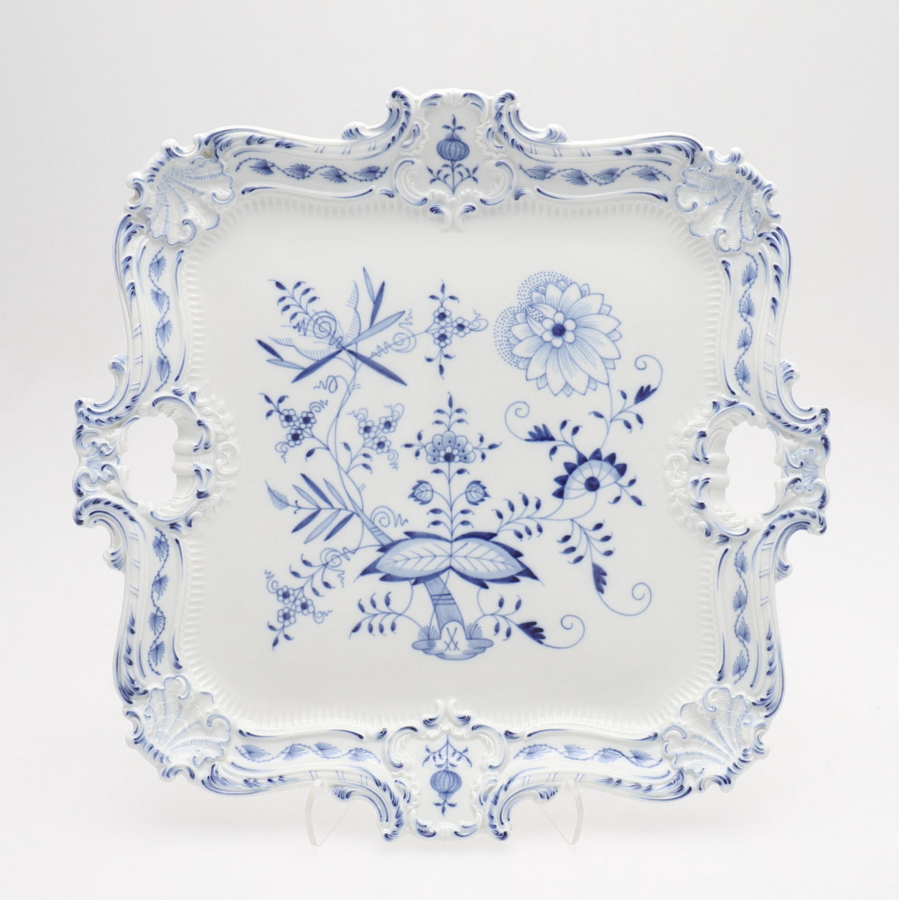 BRICKA, PORSLIN, LÖKMÖNSTRET, MEISSEN.