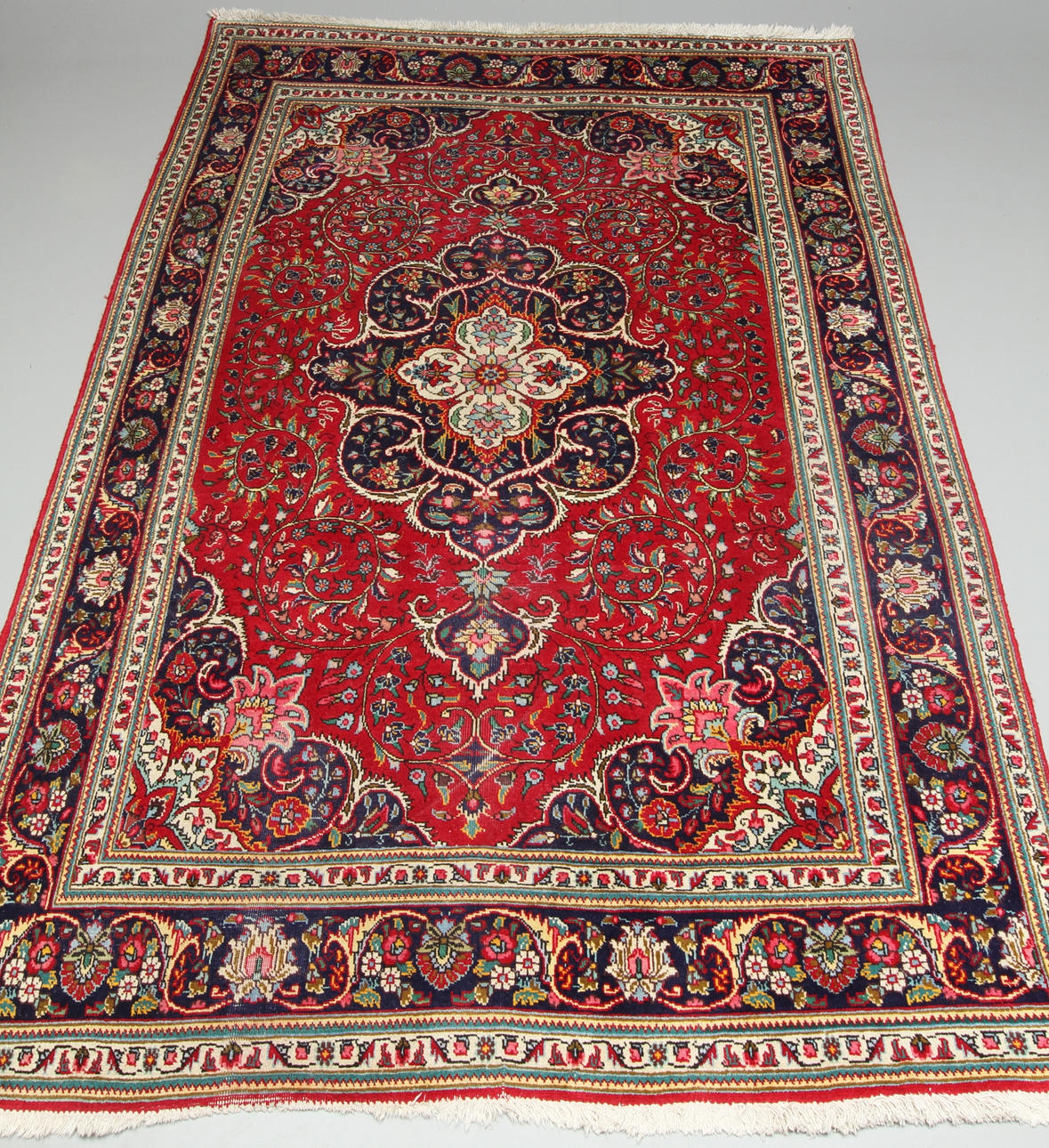 MATTA, orientalisk, ca 306 x 205.