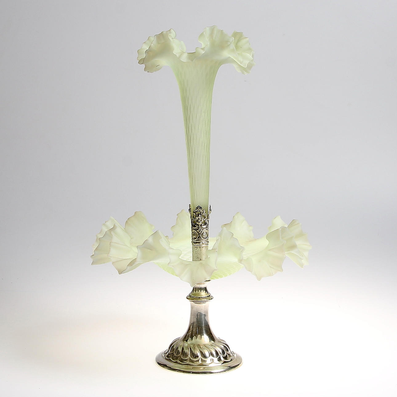 BORDSUPPSATS, nysilver och glas, sekelskiftet 18/1900.