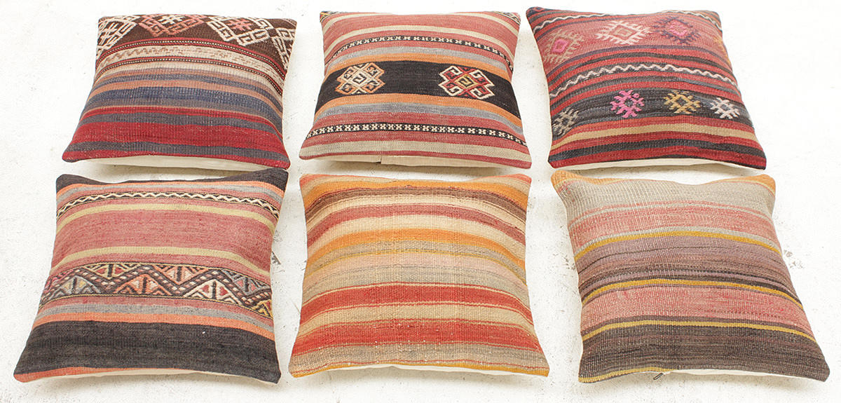 KUDDARFODRAL, 6 st, Orientaliska, Anatoliska kelimer, ca 45 x 45 cm.