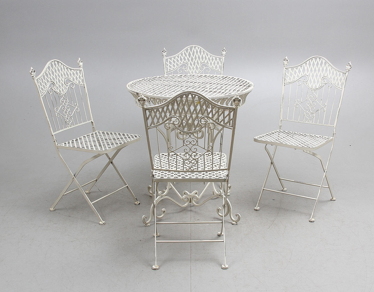 TRÄDGÅRDSMÖBEL, 5 delar, vit, metall, 2000-tal.