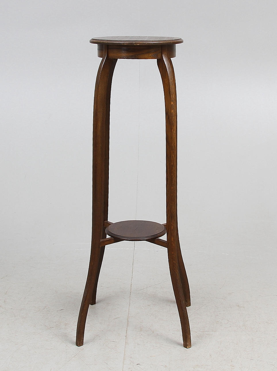 PIEDESTAL, 1900-talets första kvartal.