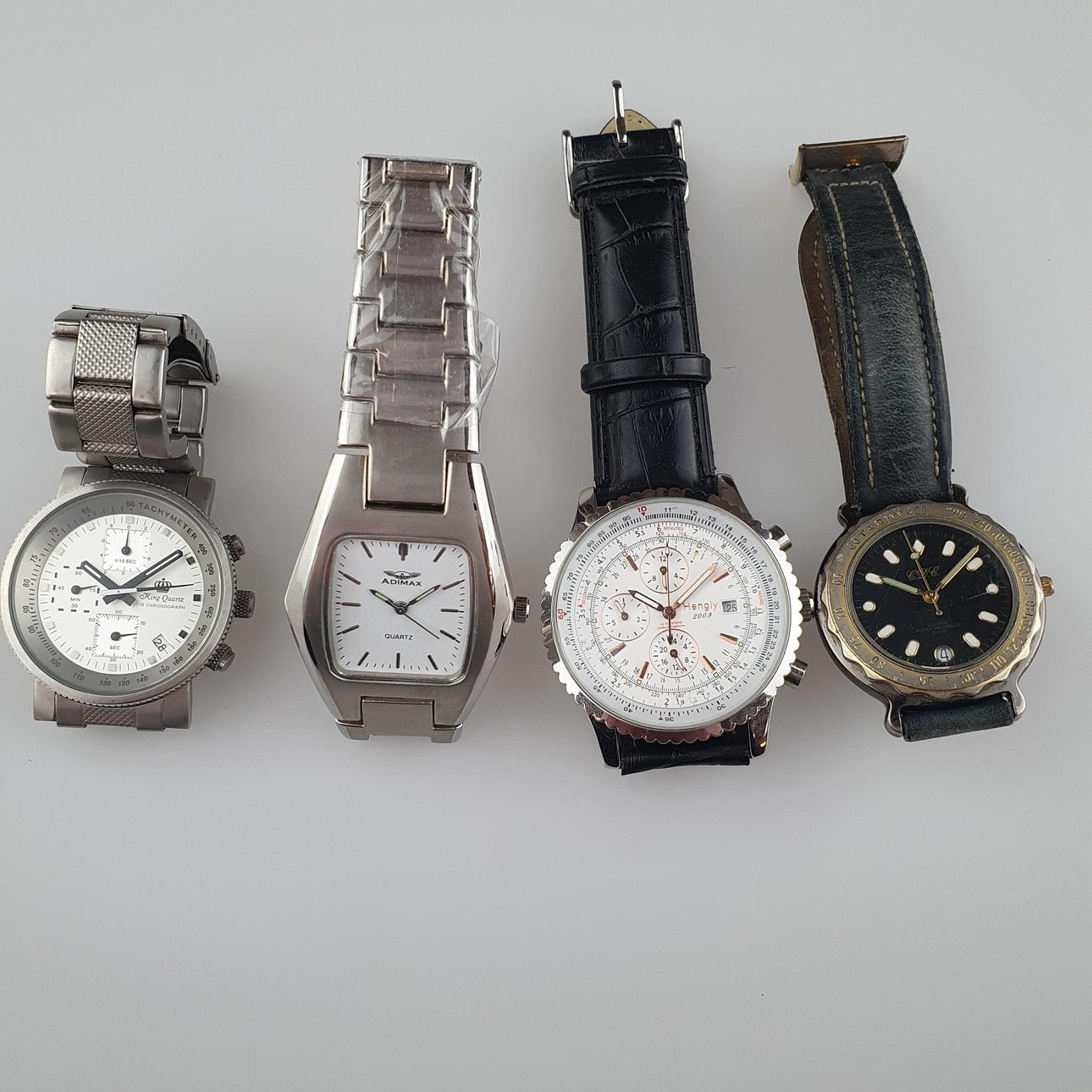 LOTE DE 4 RELOJES.