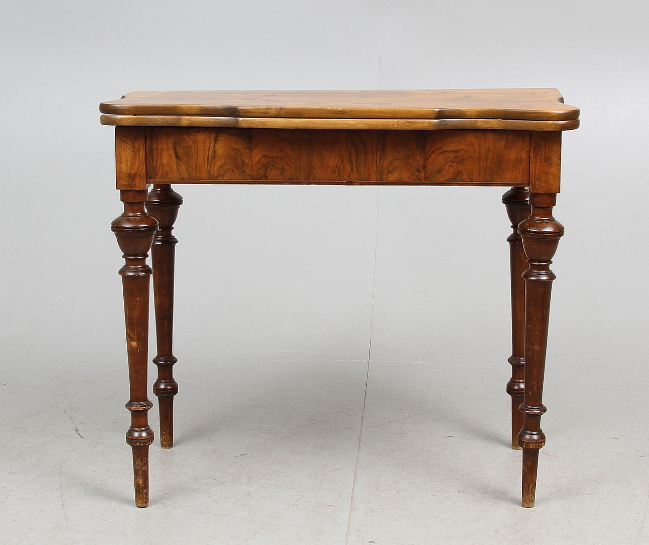 SPELBORD, nyrenässans, sent 1800-tal.