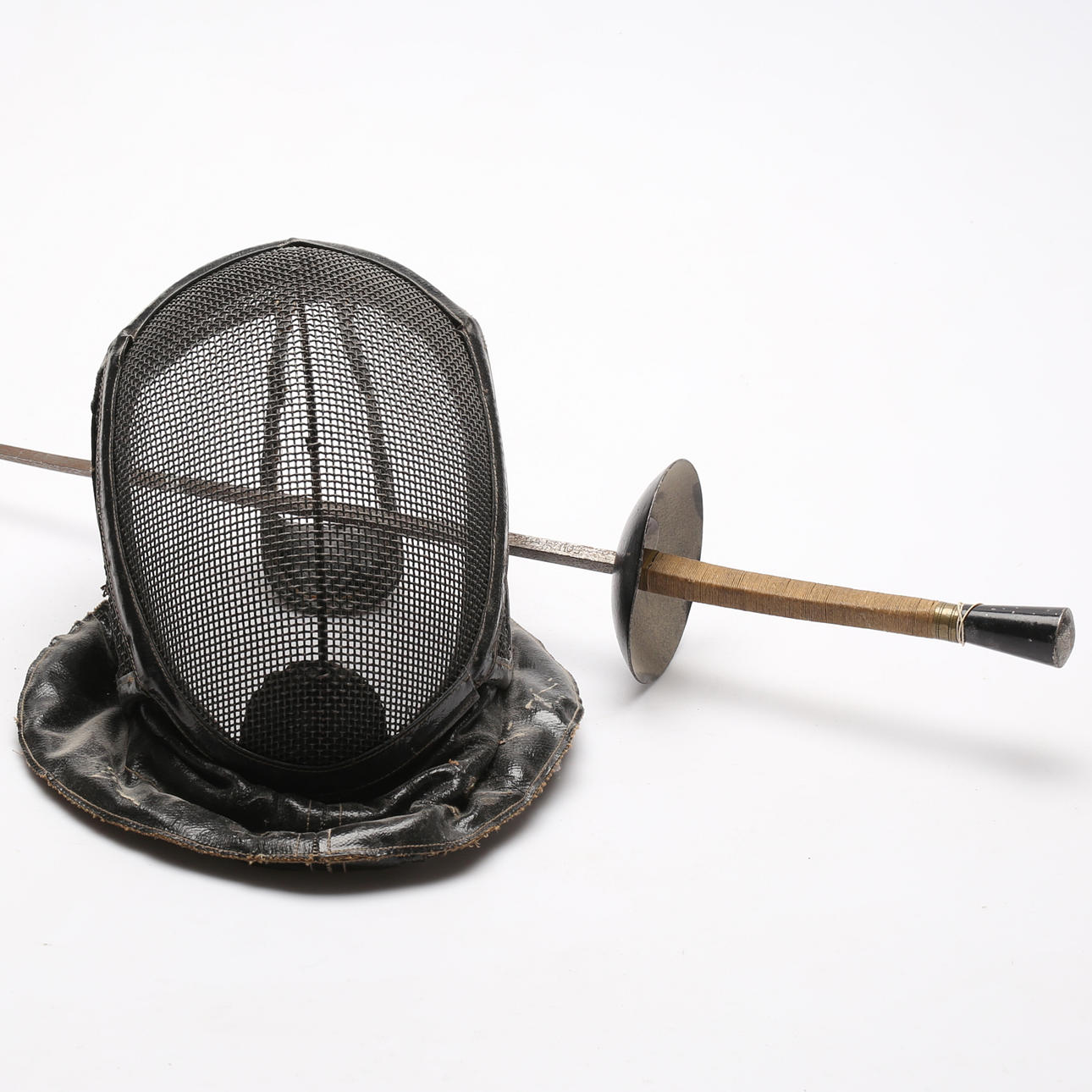 FLORETT OCH FÄKTMASK.