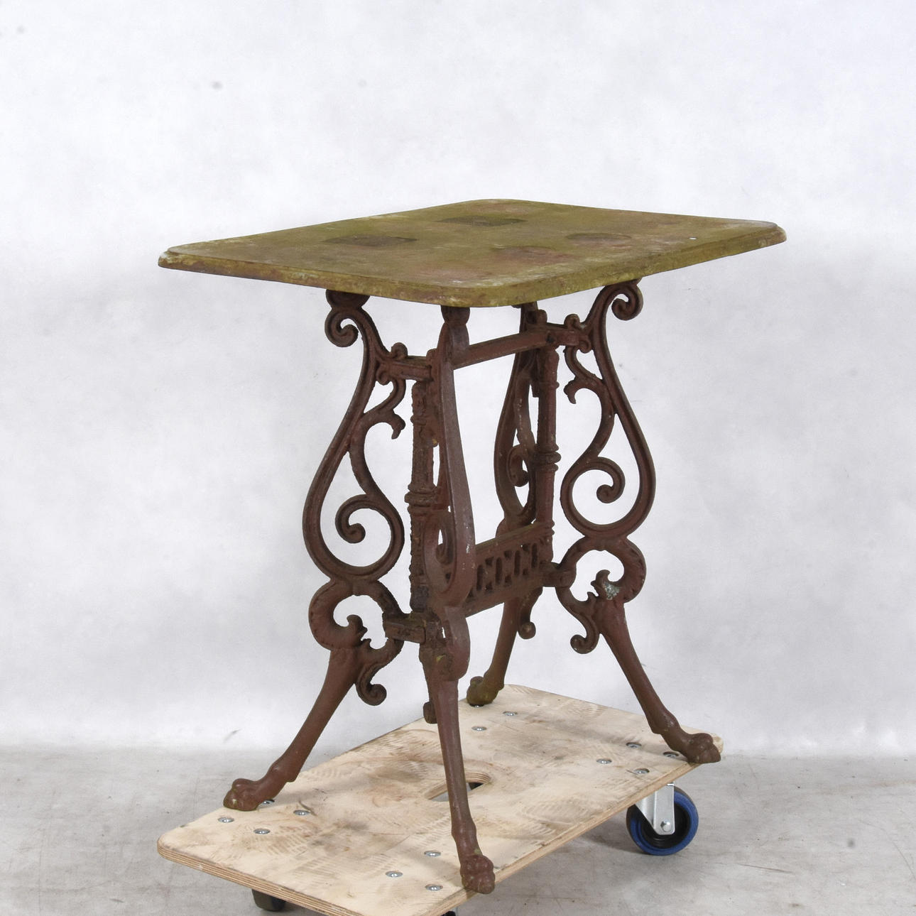 GARTENTISCH, Gusseisen, 18/1900.