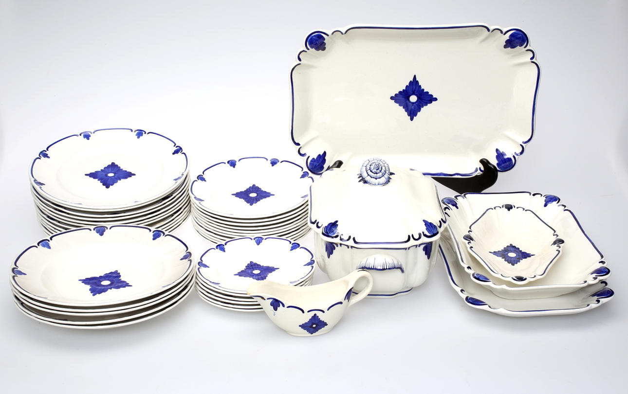 MATSERVIS, 40 delar, Gustafsberg, 18/1900-tal.