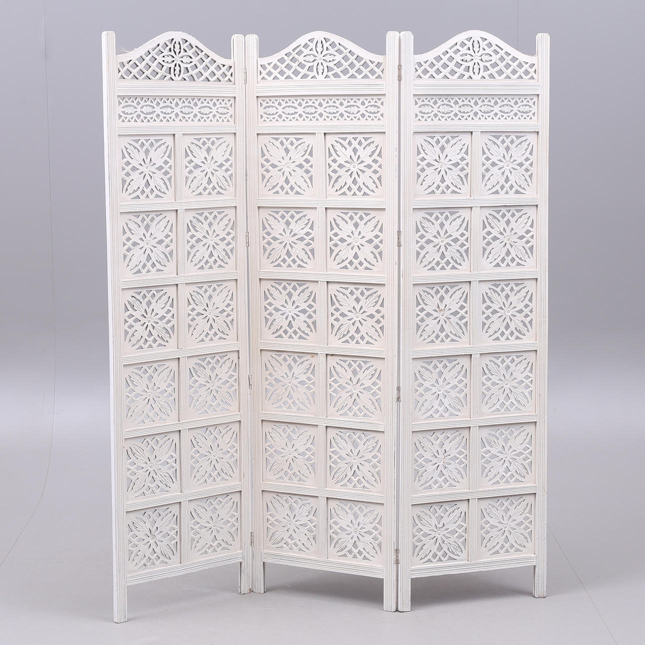 SKÄRMVÄGG/VIKVÄGG, trä, 1900-tal.