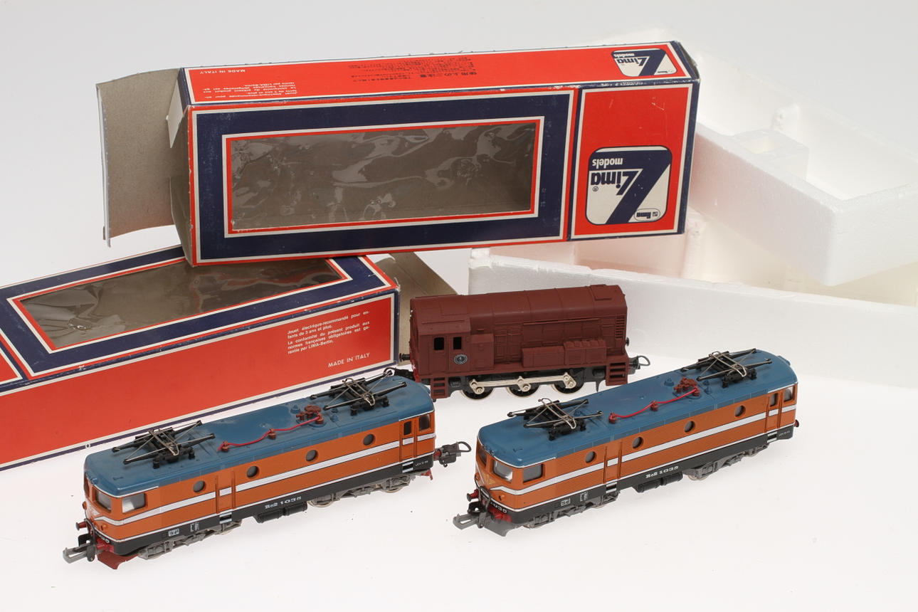 LIMA Svenska lok, 2 stycken Rc2 1035 och ett diesellok V1.