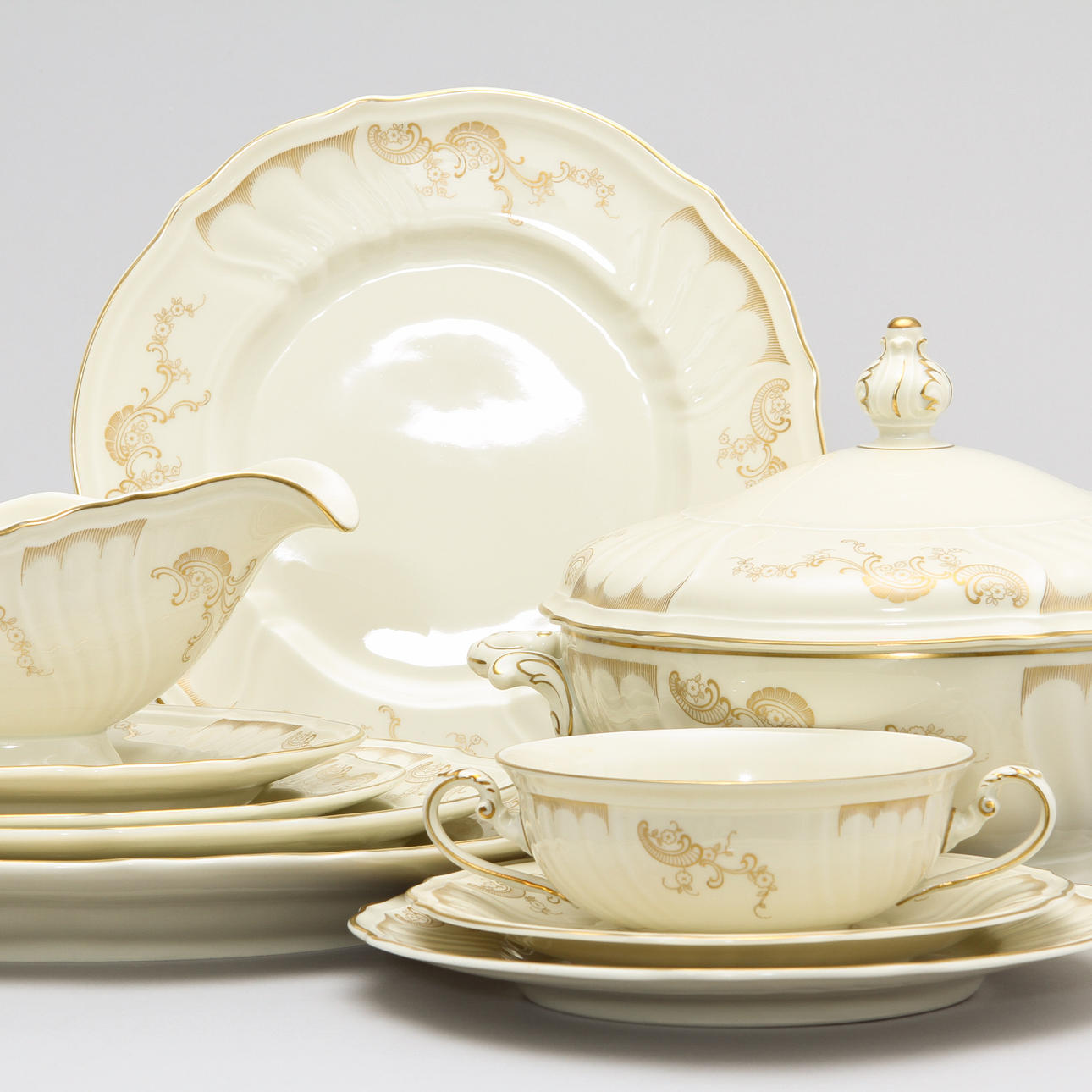 SERVIS, 80 delar, porslin, "Parzival", Rosenthal, Tyskland.