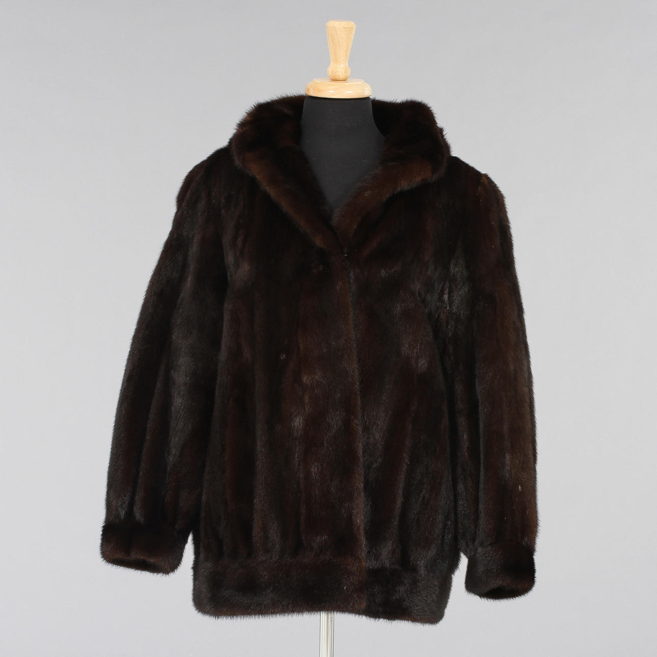 PÄLS, mink.