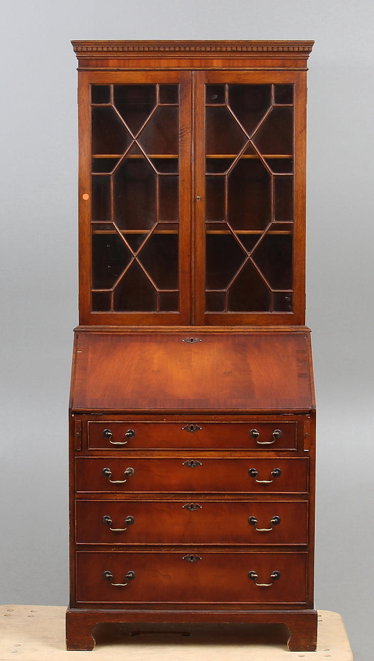 SKRIVSKÅP, Bradley, England, 1900-tal.