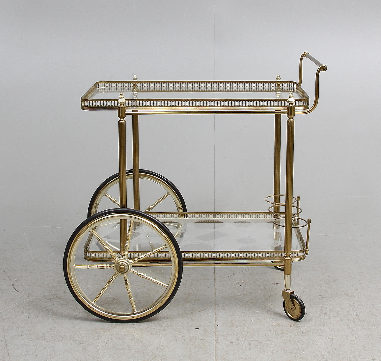 SERVERINGSVAGN, 1900-tal.