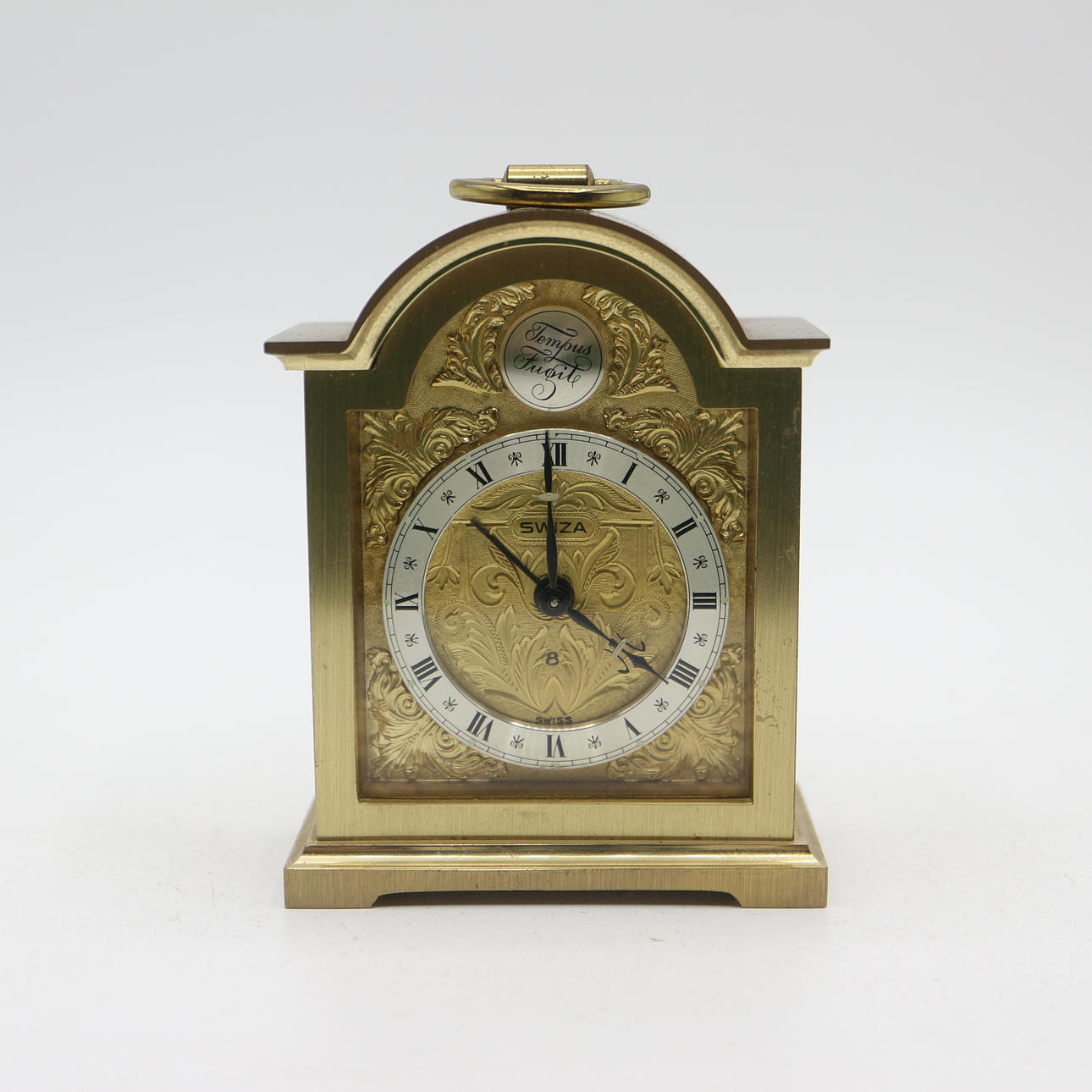 TISCHUHR SWIZA.