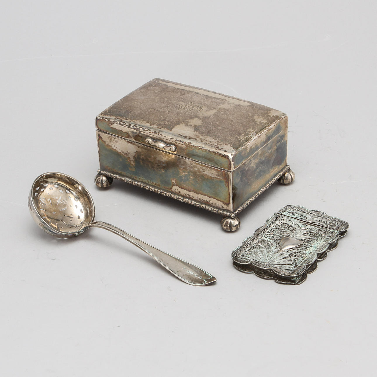 SILVER, 3 delar, ca 840 gram brutto.