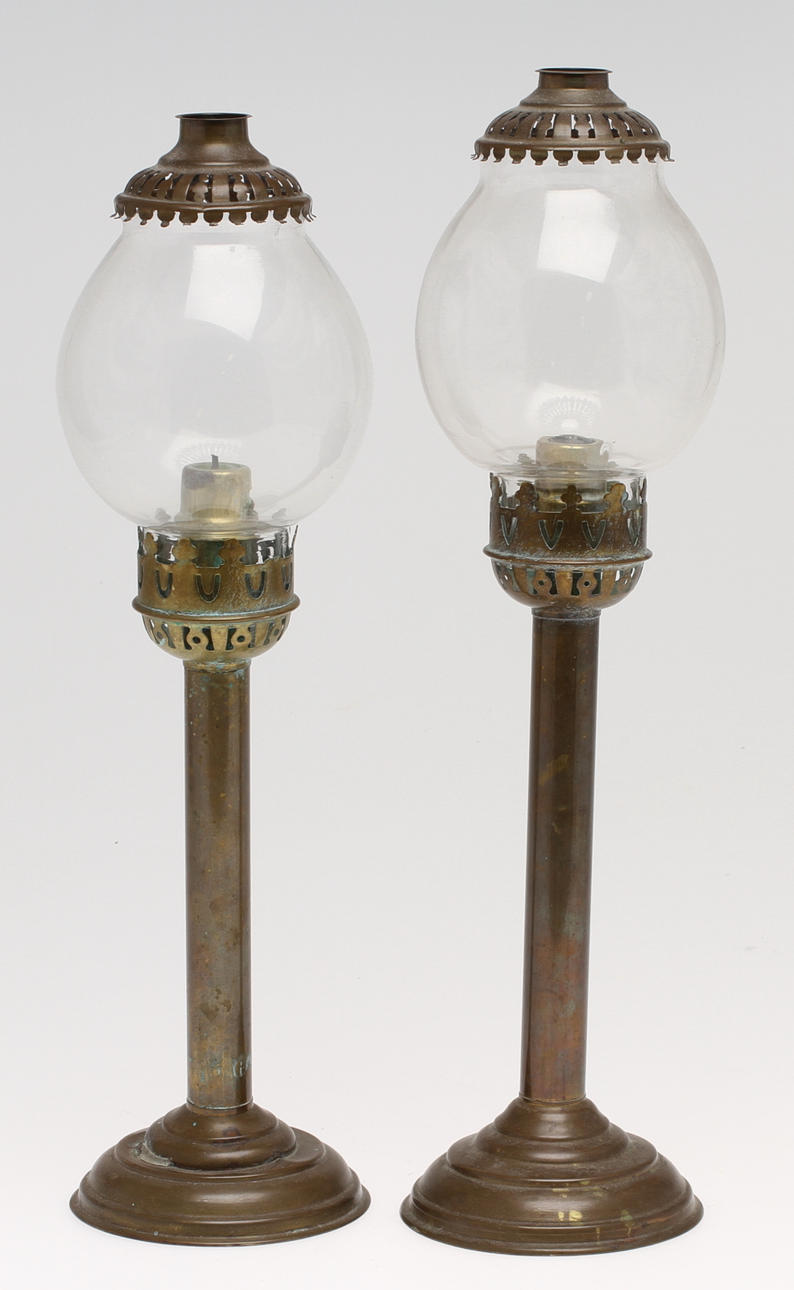 LJUSLYKTOR, 2 st, 1900-tal.