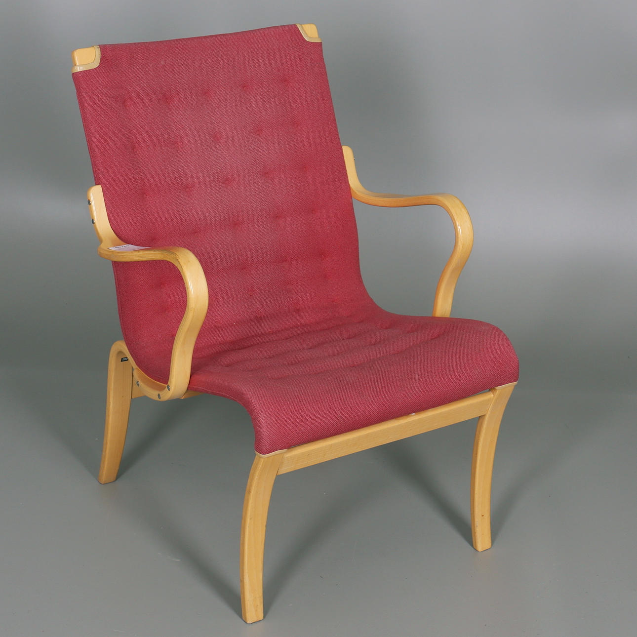 FÅTÖLJ, "Mina". Formgiven av Bruno Mathsson.