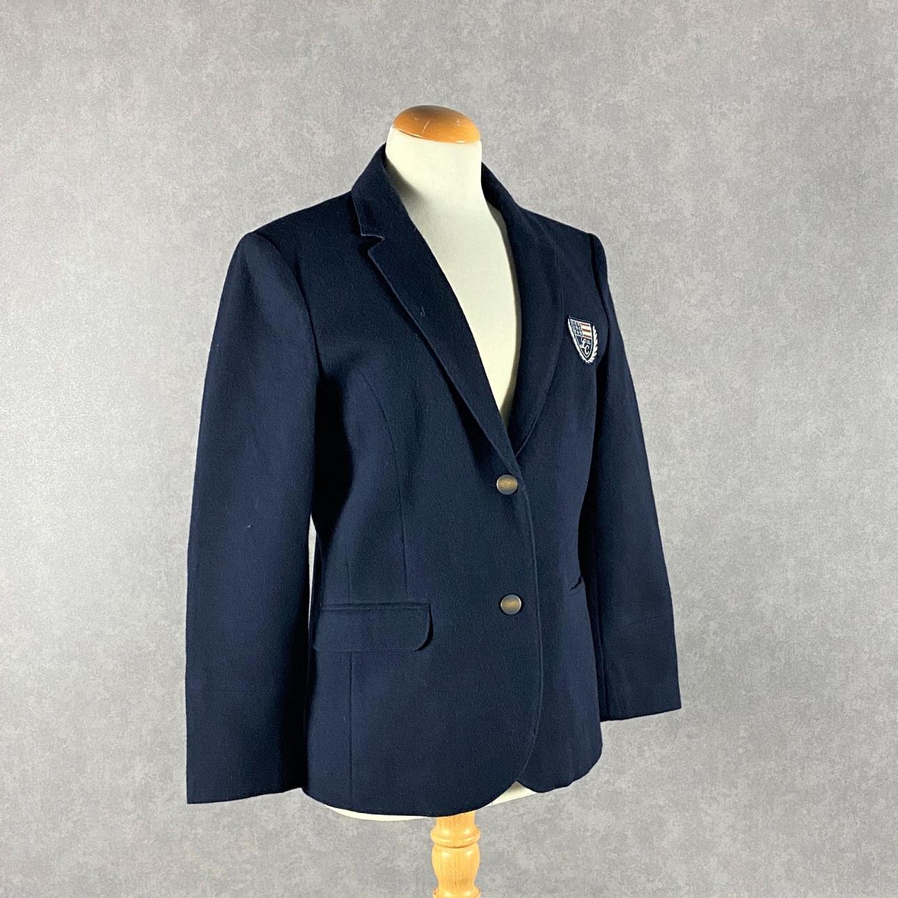 KAVAJ, dam, delvis ull, Lexington, Strl 40.