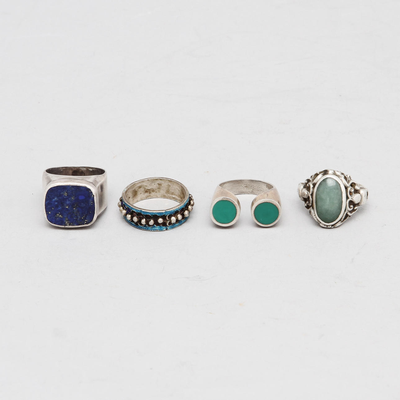 RINGAR, 4 st, silver, bl a orientaliska.