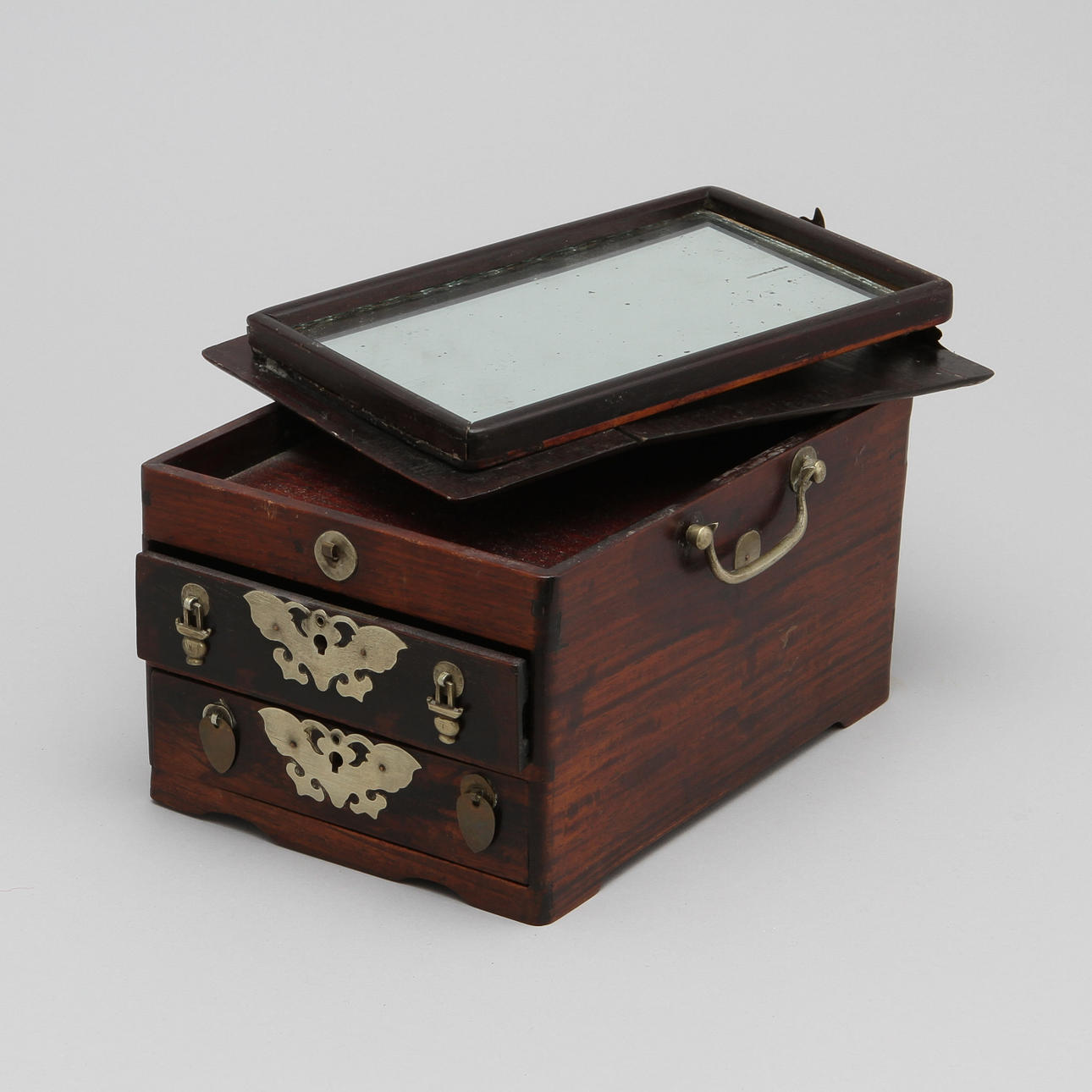 RAKSPEGEL, Kina, 1900-tal.