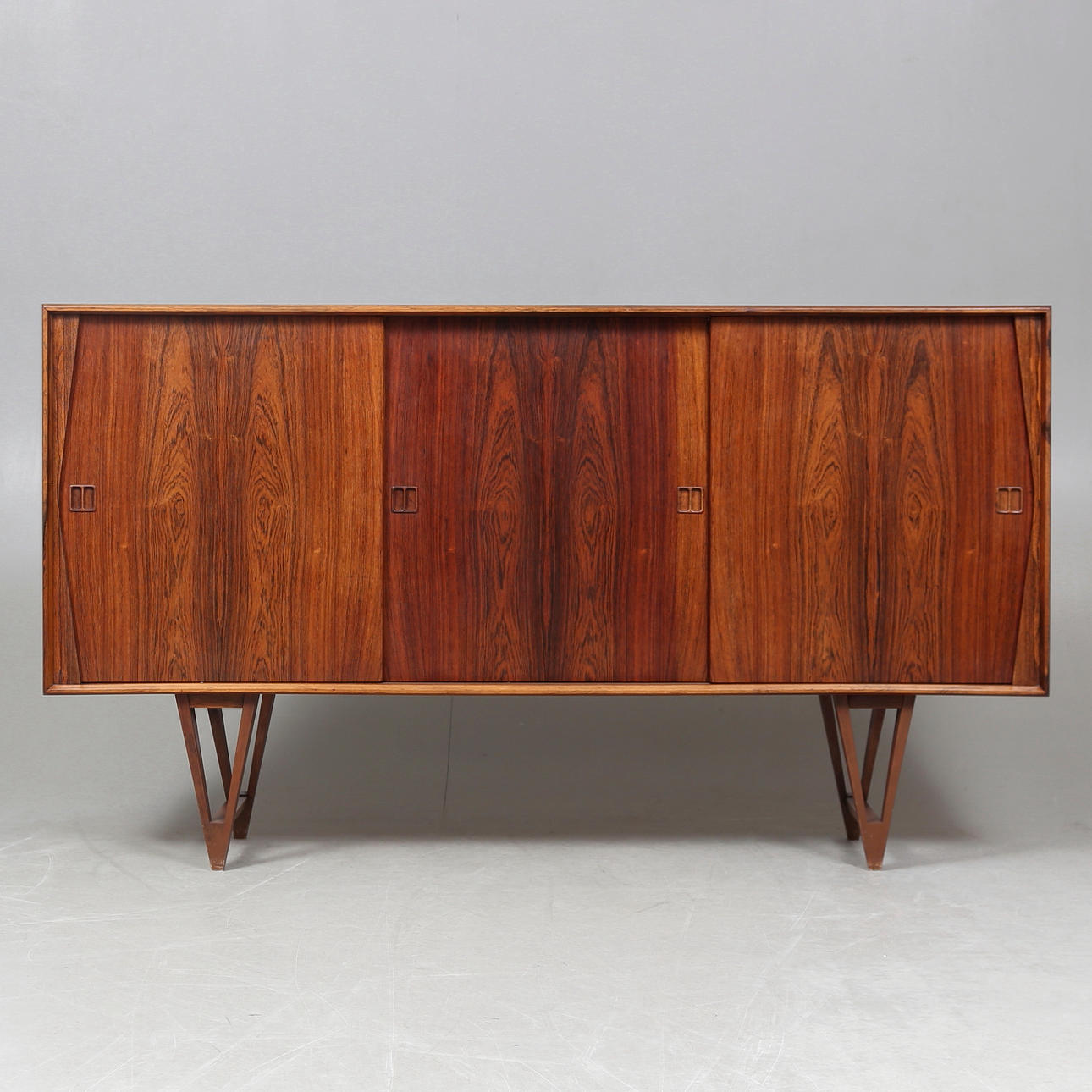 KURT ØSTERVIG. Sideboard. Danmark.