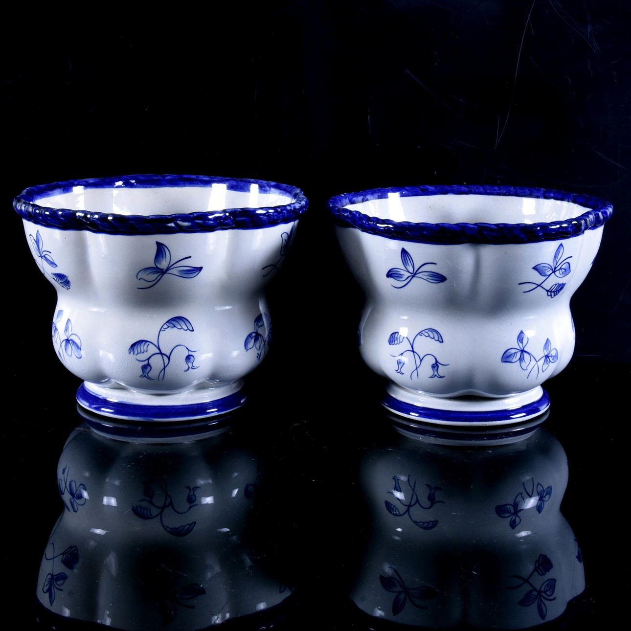 YTTERFODER, 2 st, porslin, Arthur Percy, Gefle.