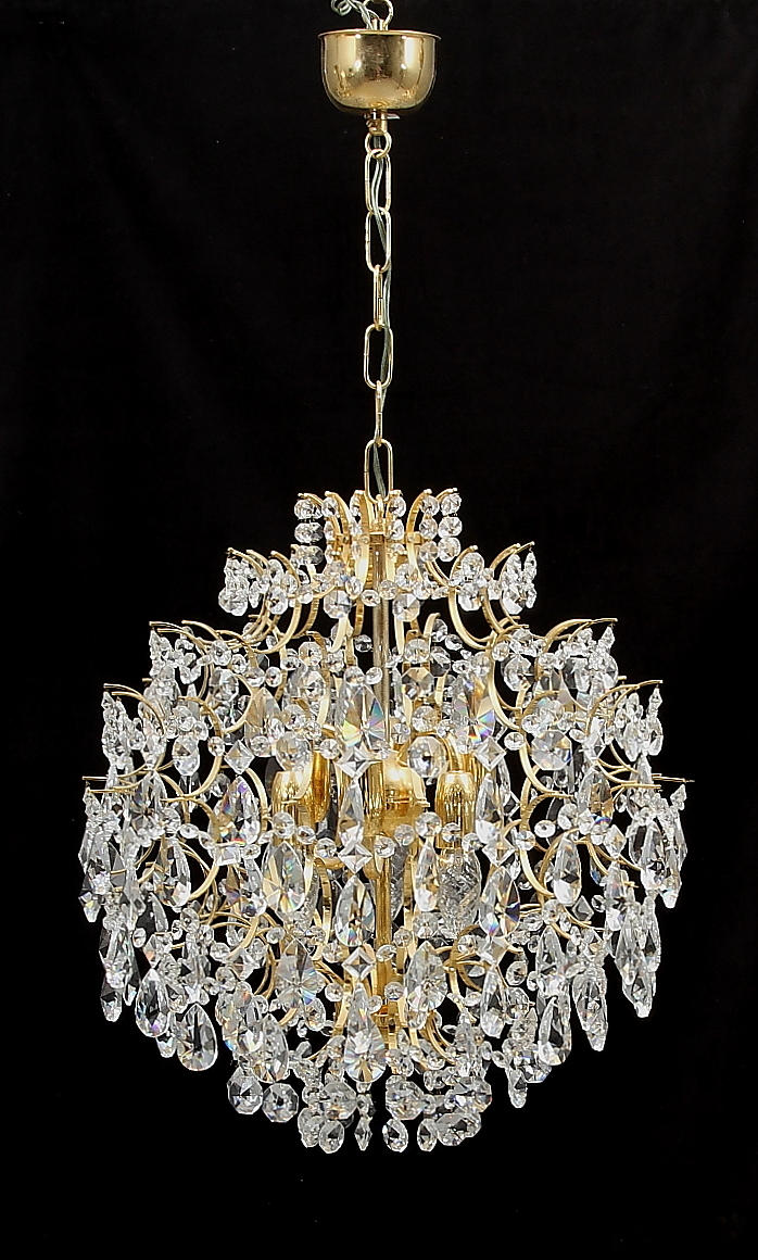 TAKARMATUR med prismor, 19/2000-tal, total höjd ca. 85 cm.