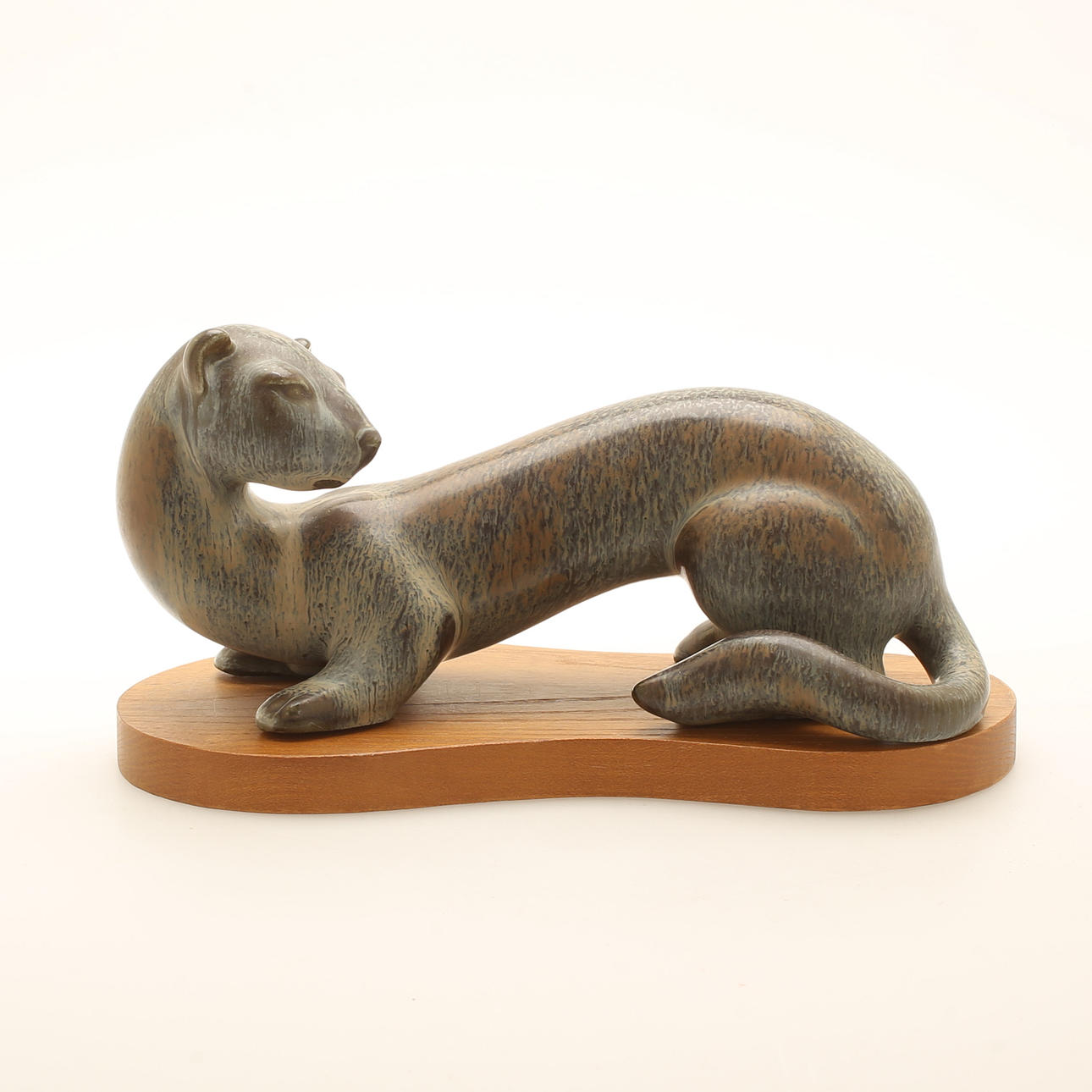 FIGURA, gres, "Ferret", Gunnar Nylund, Rörstrand.