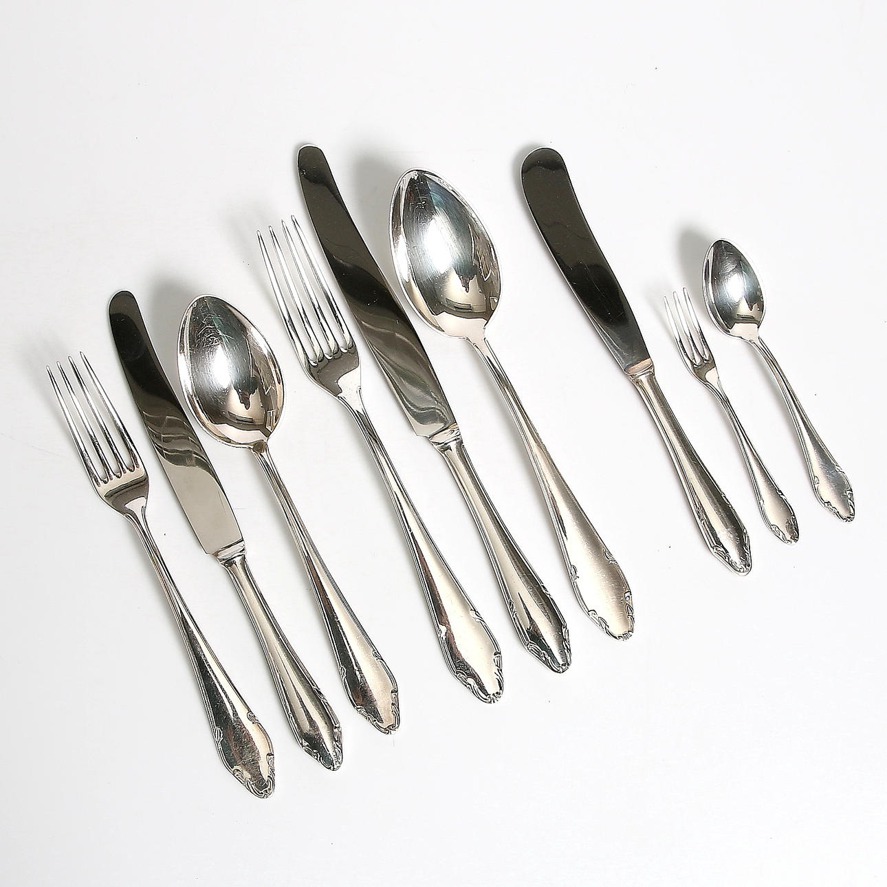 BESTICKSERVIS, 98 delar, nysilver. Mema Prima ALP.