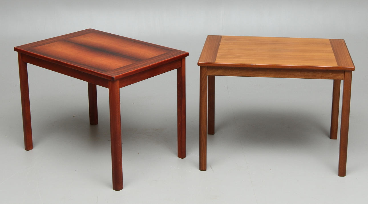 LAMPBORD 2 st, jakaranda och teak, 1960/70-tal.