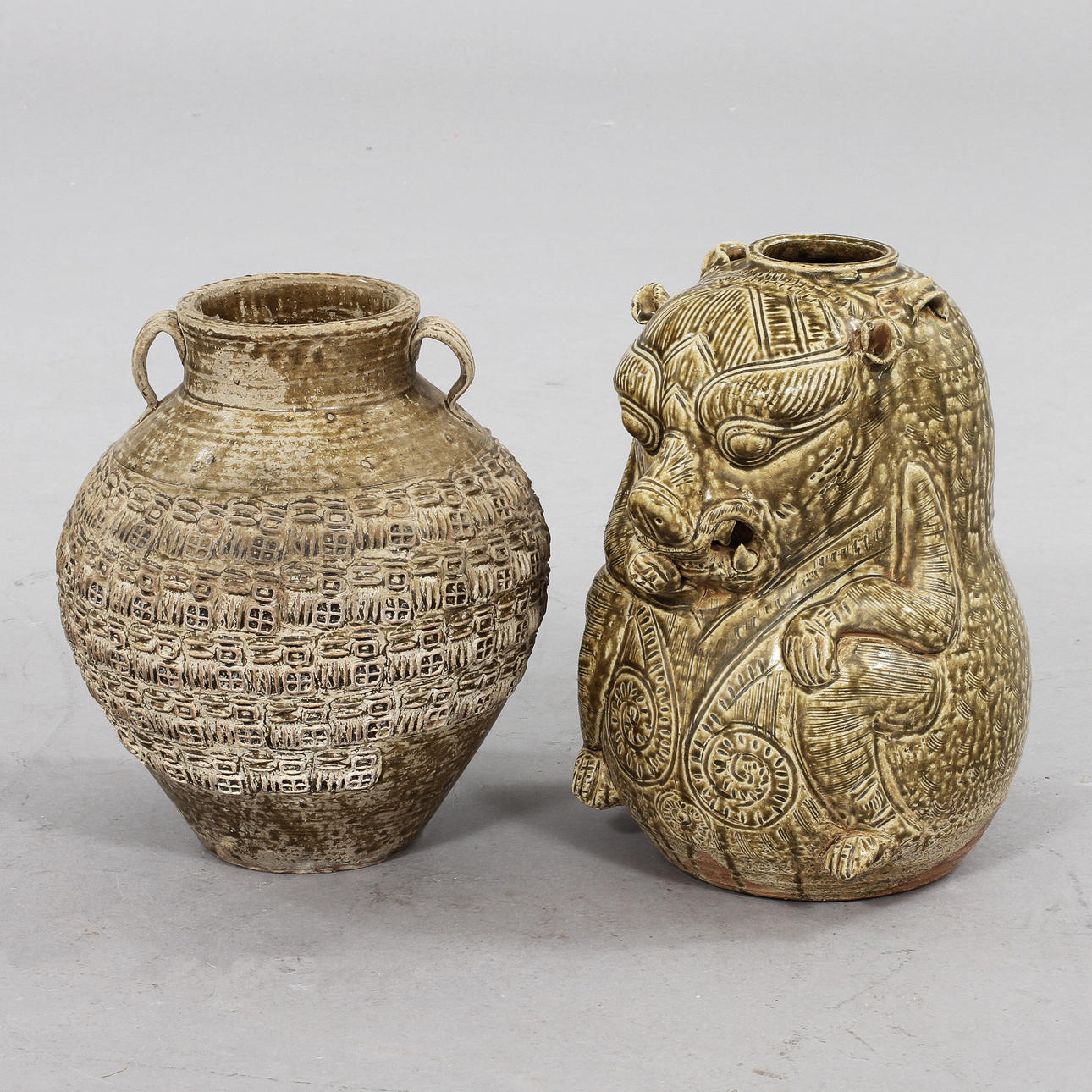 URNOR, 2 st, lergods, Kina.