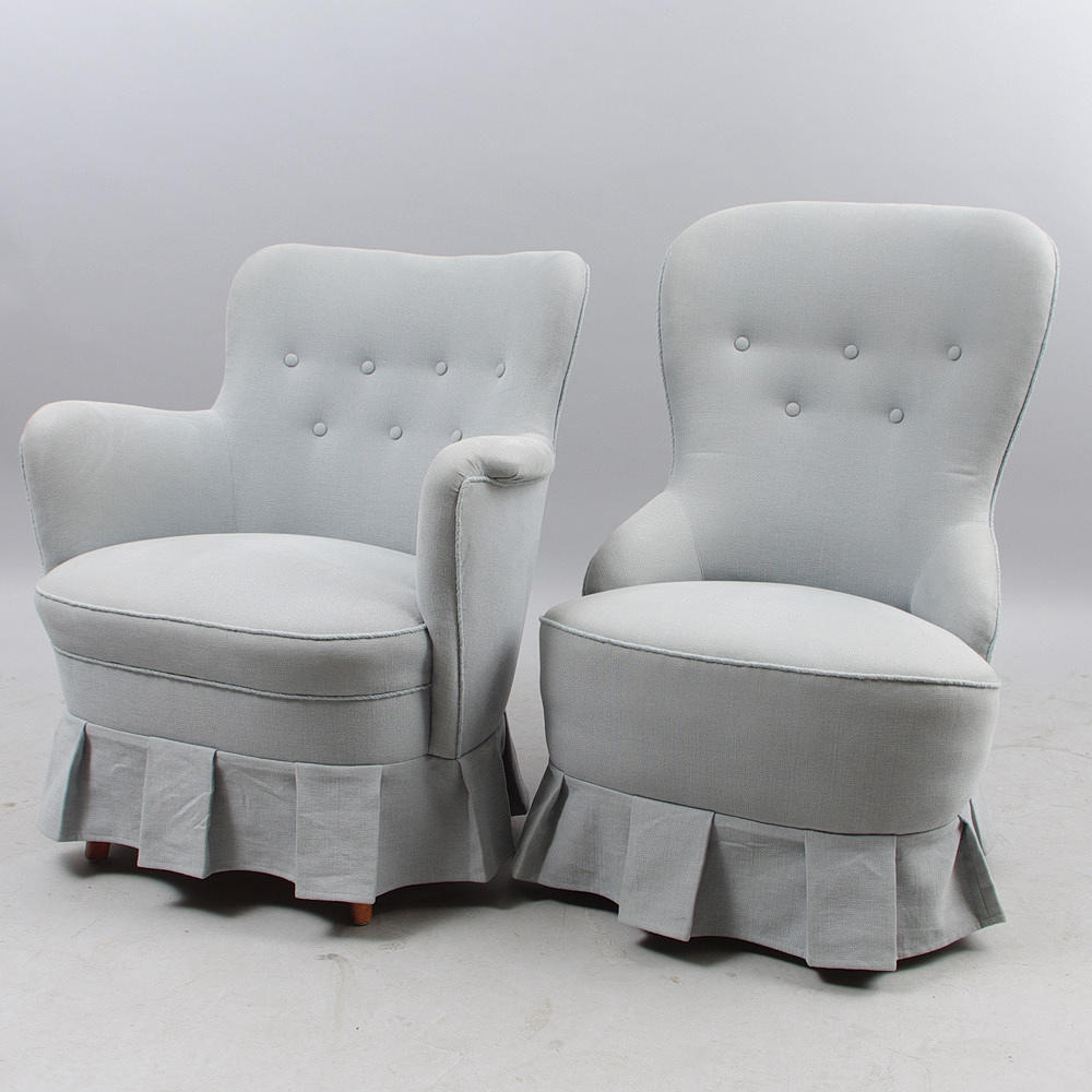 FÅTÖLJER, 2 stycken, Carl Malmstenstil, en emmastol samt en fåtölj.