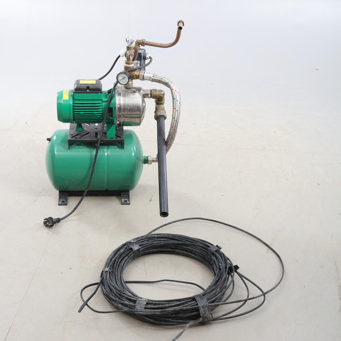WATER PUMP, EMS, plus heating cable.