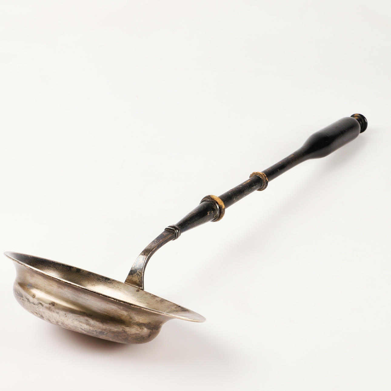 KAUHA, hopeaa ja puuta, GD, 1860.