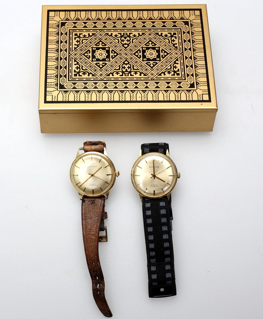 ARMBANDSUR, 2 st, Zentima, 14 k.