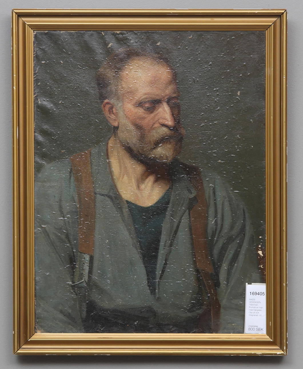 MADS HENRIKSEN. TILLSKRIVEN. Porträtt av man med hängslen. Olja på duk. Osignerad.