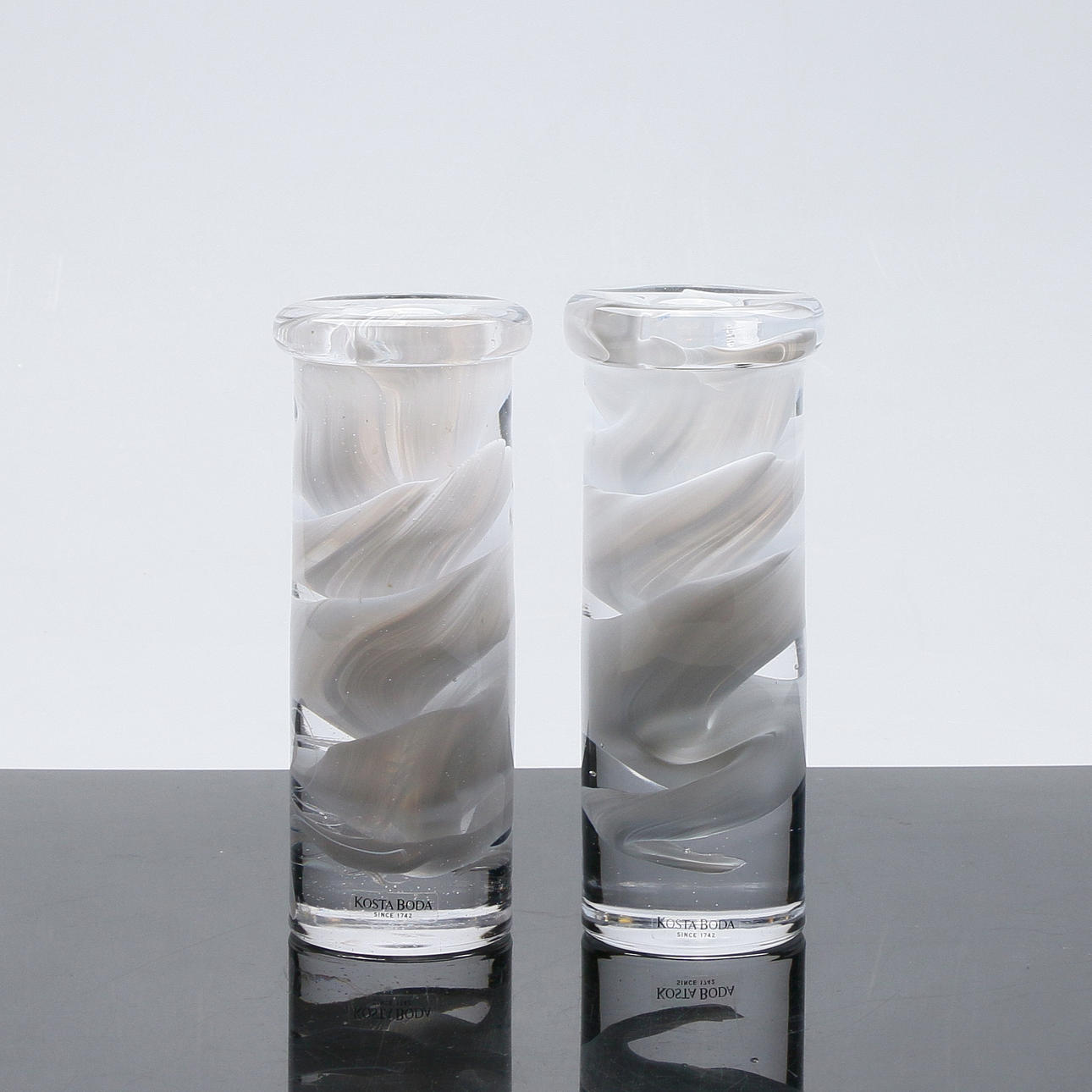 ANNA EHRNER. candlesticks, 1 pair, "Atoll", Kosta Boda.
