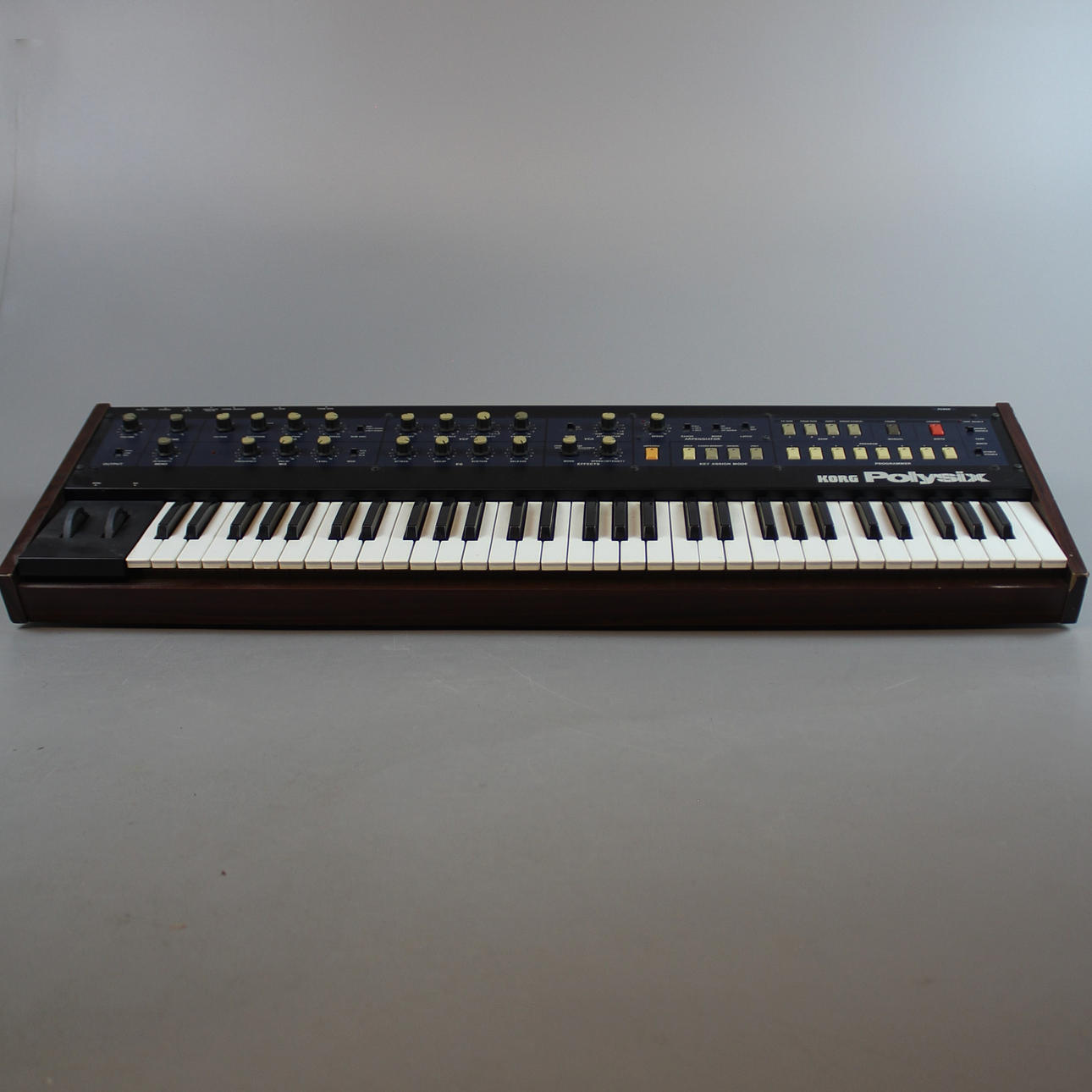 SYNTH KORG POLYSIX, 1980-talets början.