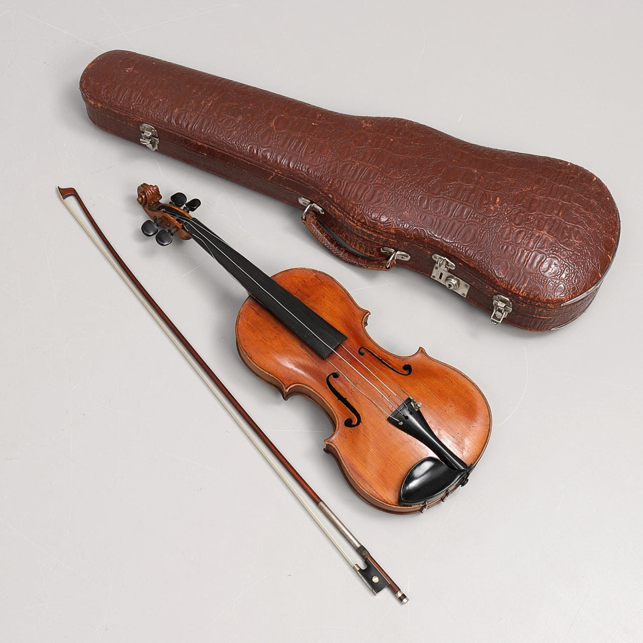 VIOLIN, STRING, 20th century.
