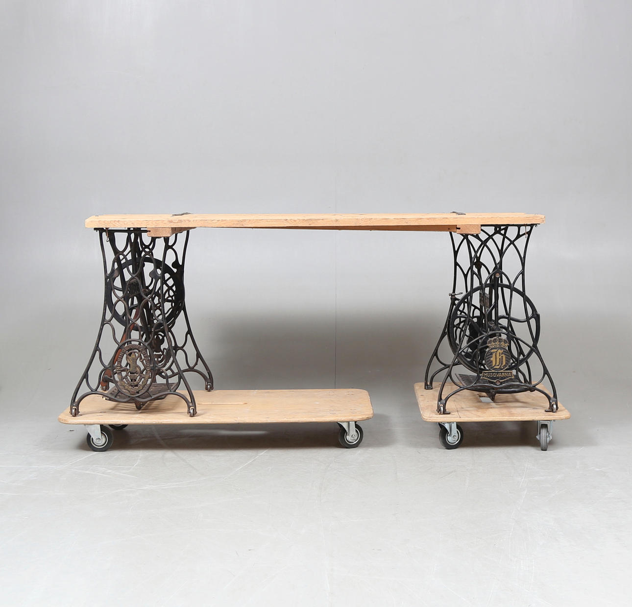 GARTENTISCH / PFLANZTISCH.