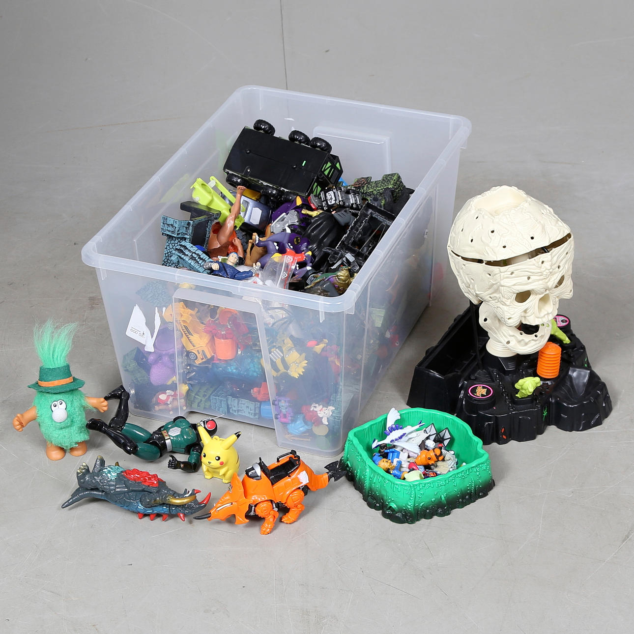 LEKSAKER, bl.a. Pokemon.